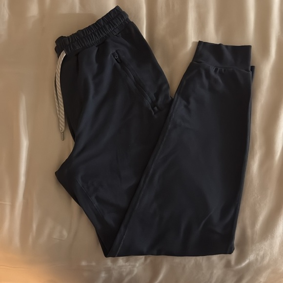 Vuori Ponto Joggers Navy Blue- Small - Picture 2 of 6